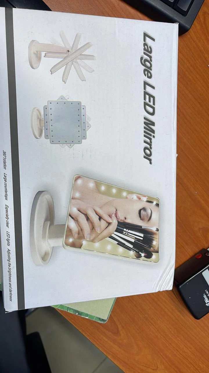 مرآة مكياج LED مع إضاءة