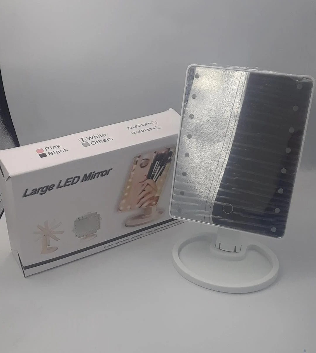 مرآة مكياج LED مع إضاءة